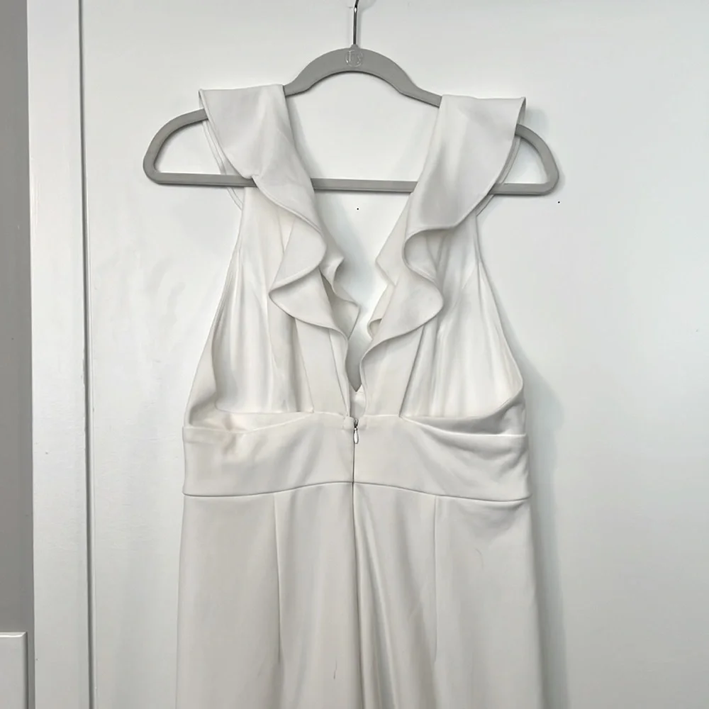 White ruffled jumpsuit - Picture 2 of 4